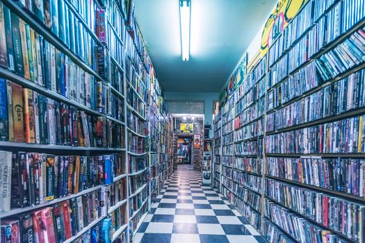 Entertainment shop Nijkerk: hier koop je games, films en accessoires slim lokaal