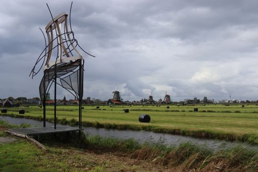 Publiek bij festivalpodium als beeld bij lowlands line up 2026 voor bezoekers uit Nijkerk
